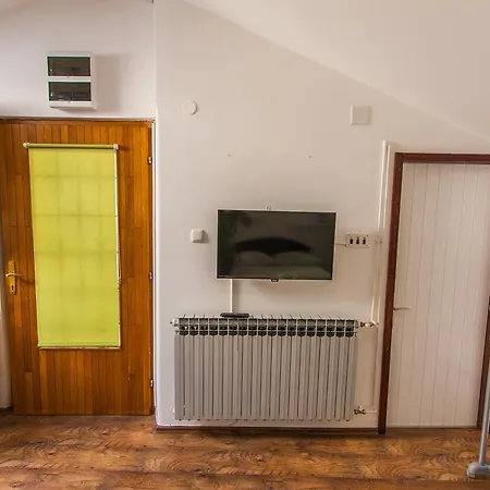 Apartman Andrije Buvine Zára
