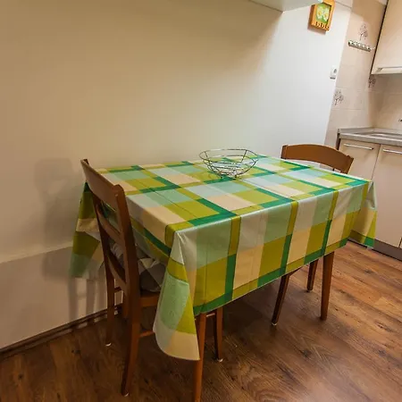 Andrije Buvine Apartman Zára