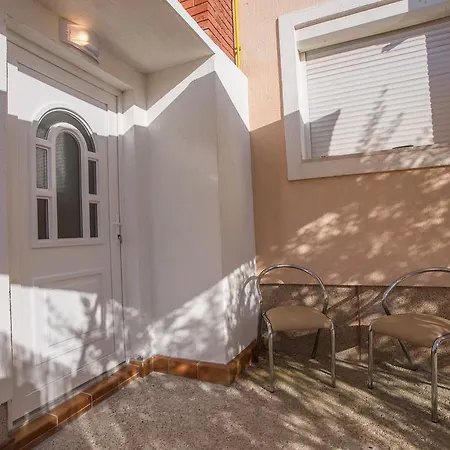 Lägenhet Andrije Buvine Apartments *