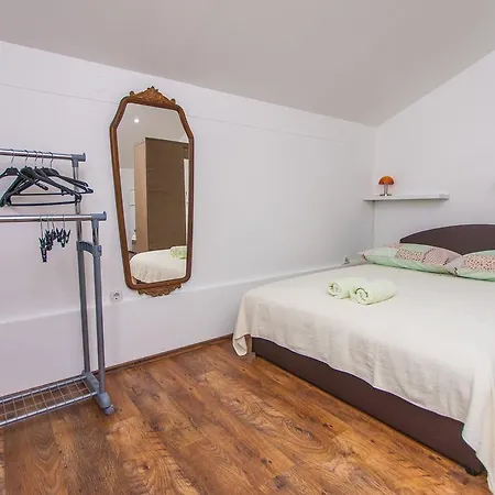Andrije Buvine Apartments *