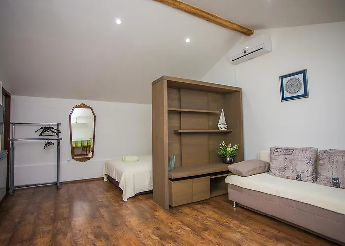 Appartement Andrije Buvine