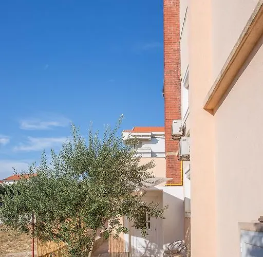 Appartement Andrije Buvine *